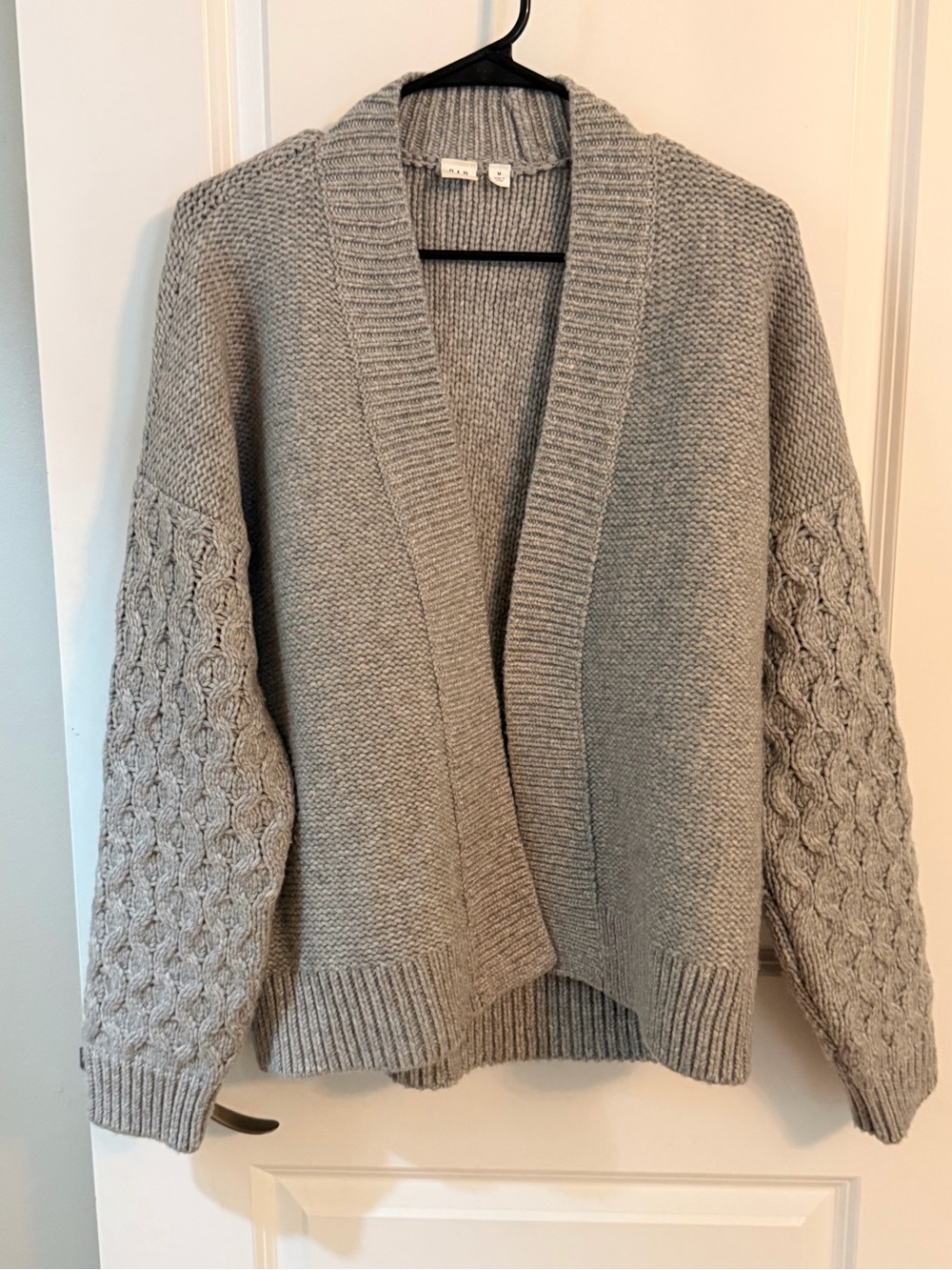 GAP Light Gray Open-Front Cable Sleeve Cardigan - Medium